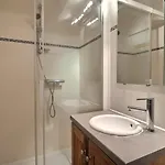 Le Grand Bois Apartment